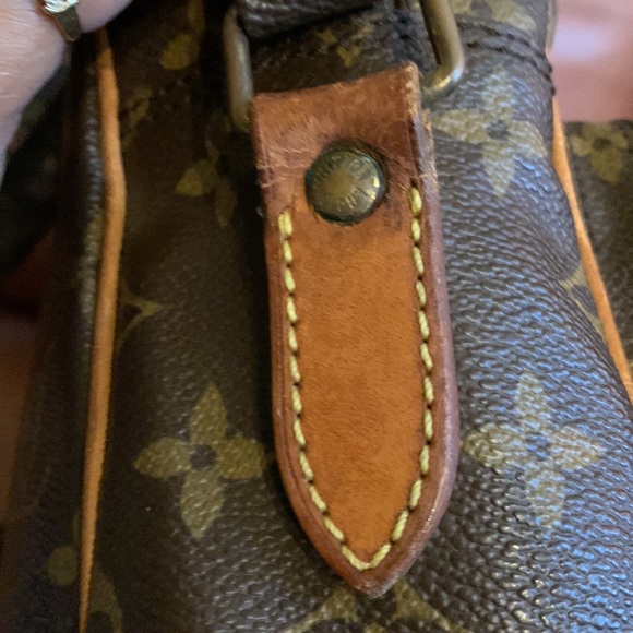 🌟Beautiful Louis Vuitton Nile MM Shoulder Bag or Crossbody🌟 - Picture 13 of 16